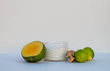 Cargar imagen en el visor de la galería, Ginger Glow Candles
