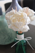 Load image into Gallery viewer, Peony Sola Flower Reed
